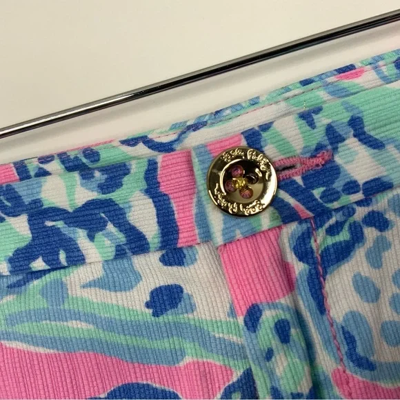 Lilly Pulitzer Addie Shorts Pink Pout Barefoot Princess Seashell. Size 4. - Picture 3 of 6